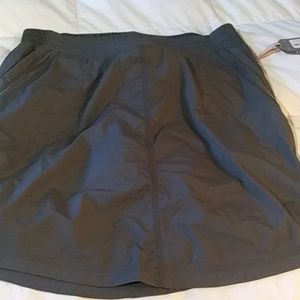 Skirt skort indygena